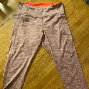Old Navy compression Capri leggings